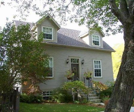 Antique Slumber Old Town Bed & Breakfast Niagara-on-the-Lake Esterno foto
